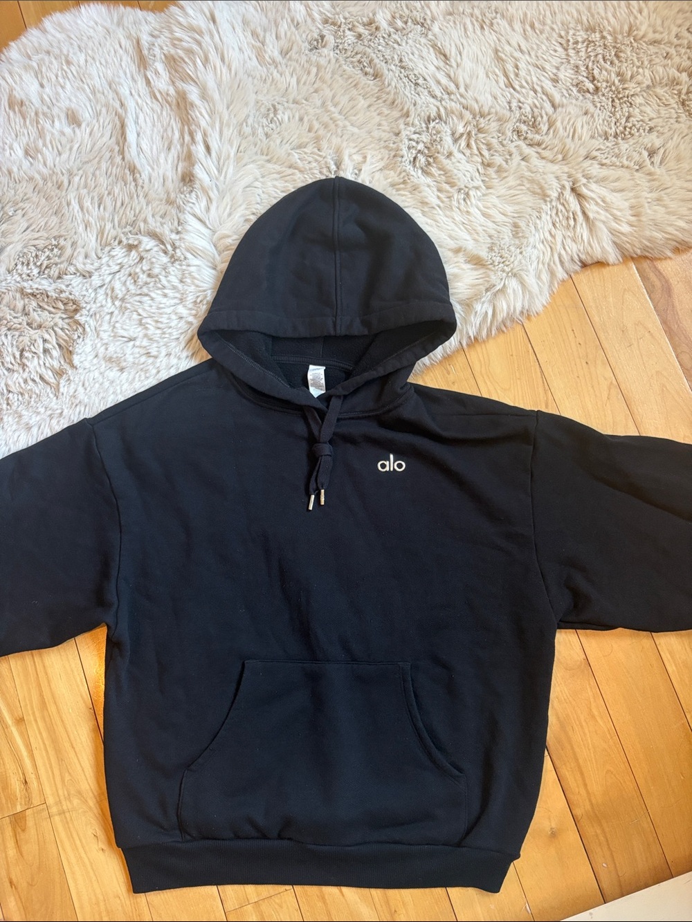 ALO Yoga Black Pullover Hoodie Sweatshirt